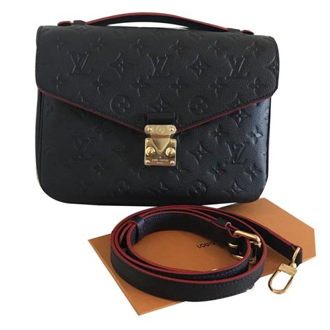 louis vuitton pochette metis gebraucht|louis vuitton pochette metis celebrities.